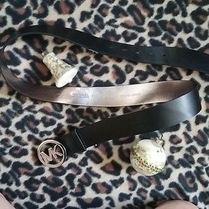 Micheal Kors Black leather belt